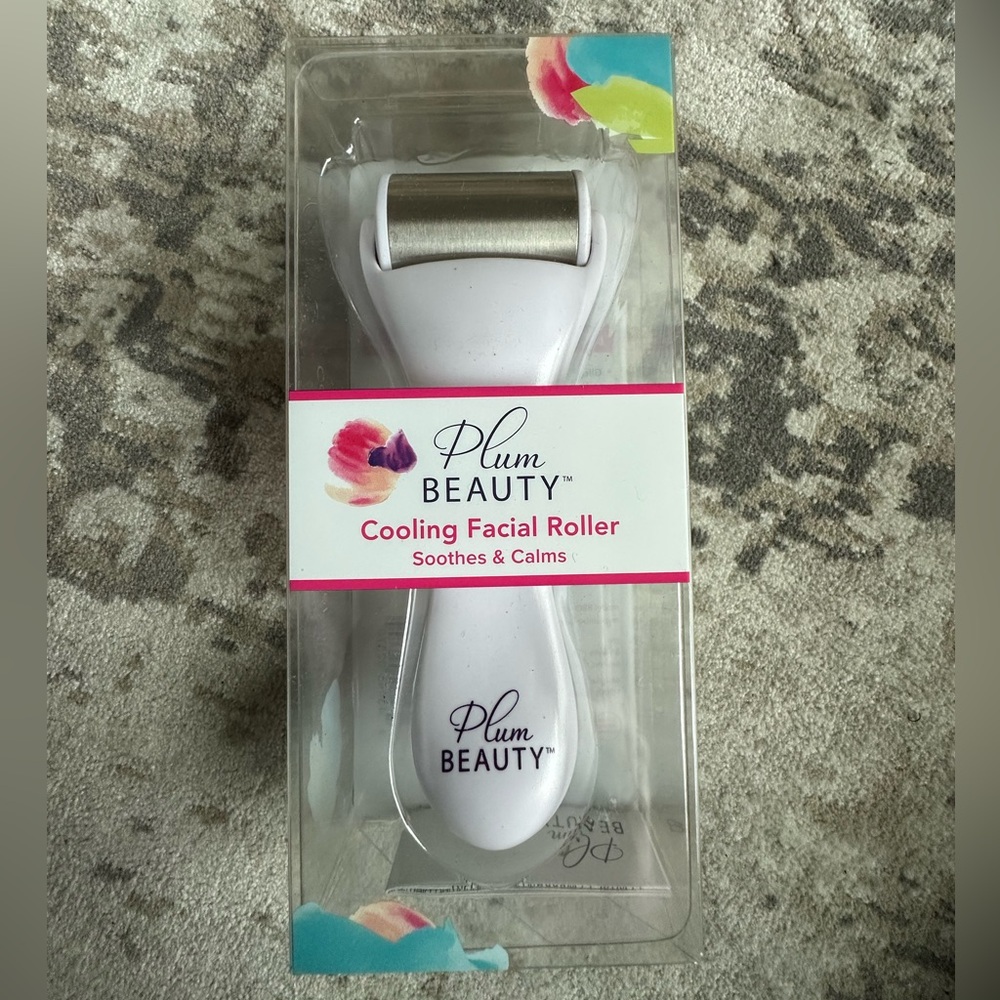 Plum Beauty Cooling Facial Roller